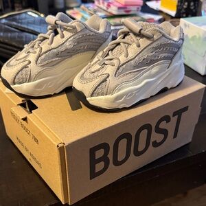 Adidas Yeezy Boost 700 Infant Shoes - static